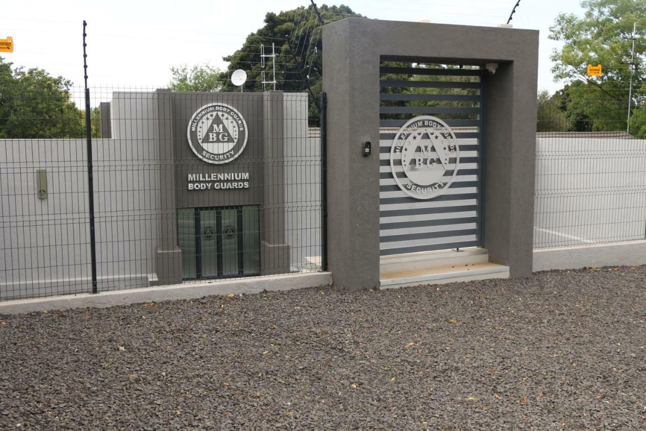 Millennium Body Guards Guesthouse Hartbeespoort Zewnętrze zdjęcie